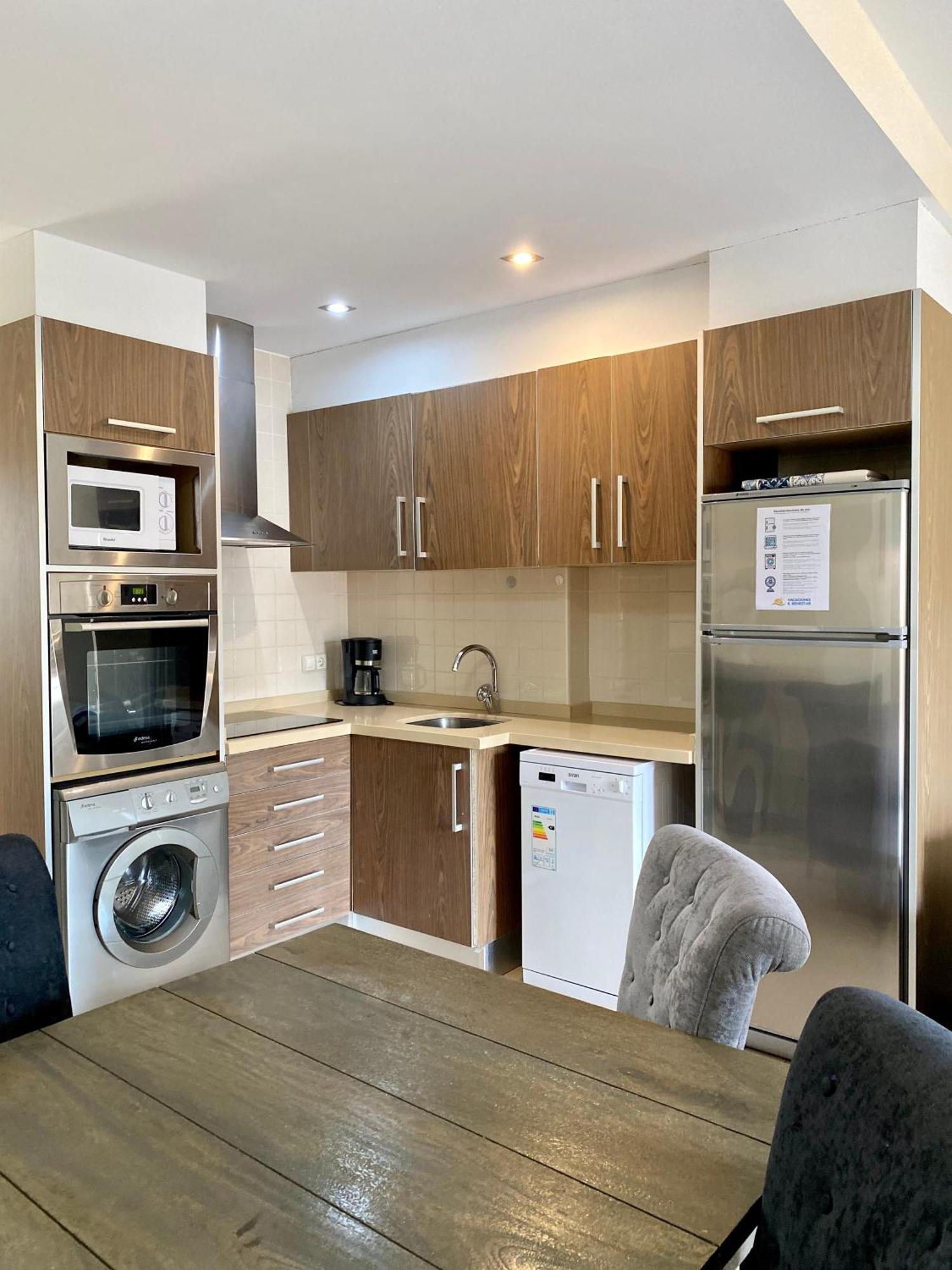 Apartamentos Carlton Vyb Denia Ngoại thất bức ảnh