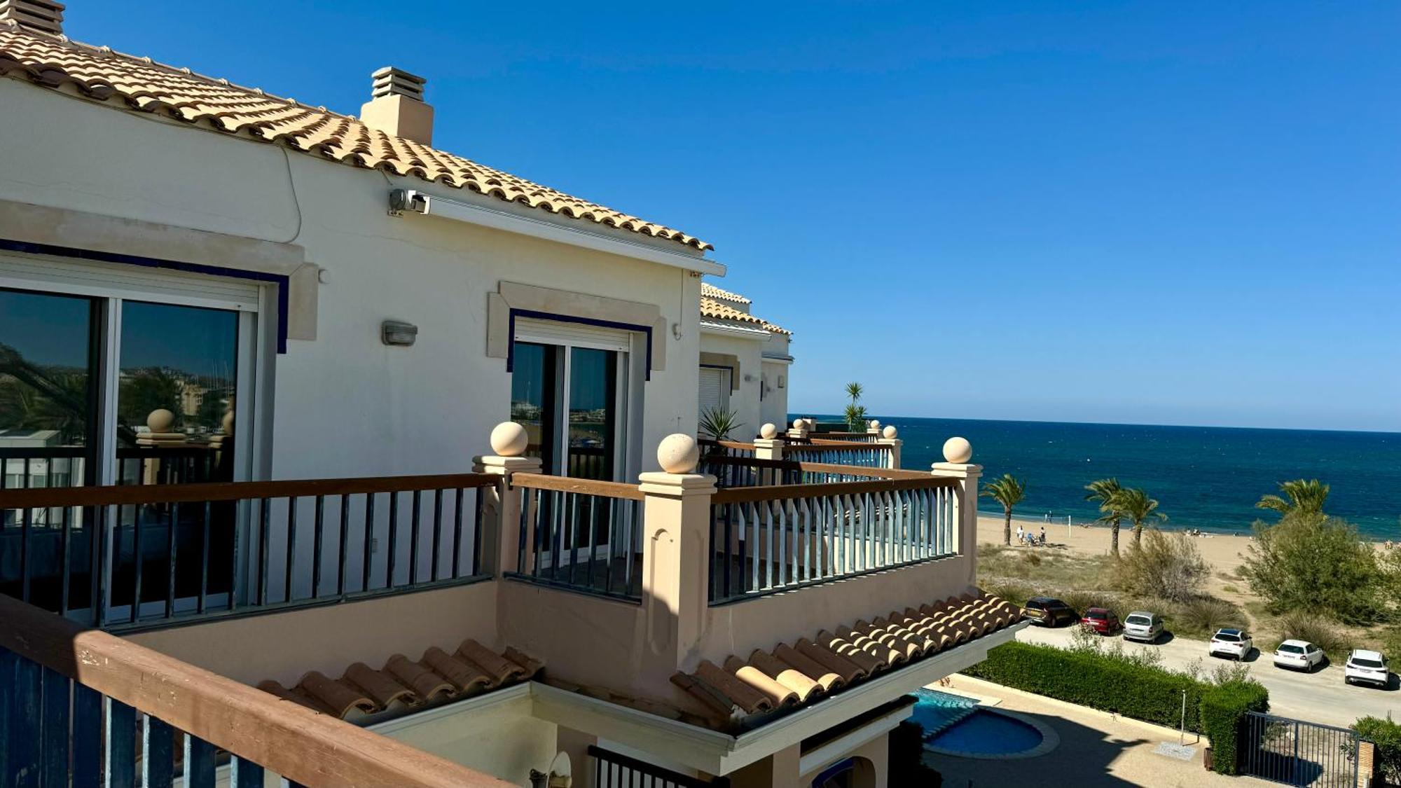 Apartamentos Carlton Vyb Denia Ngoại thất bức ảnh