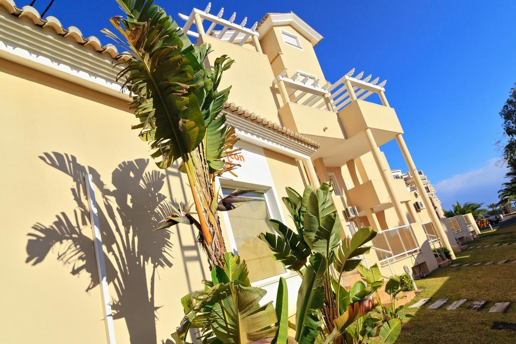 Apartamentos Carlton Vyb Denia Ngoại thất bức ảnh