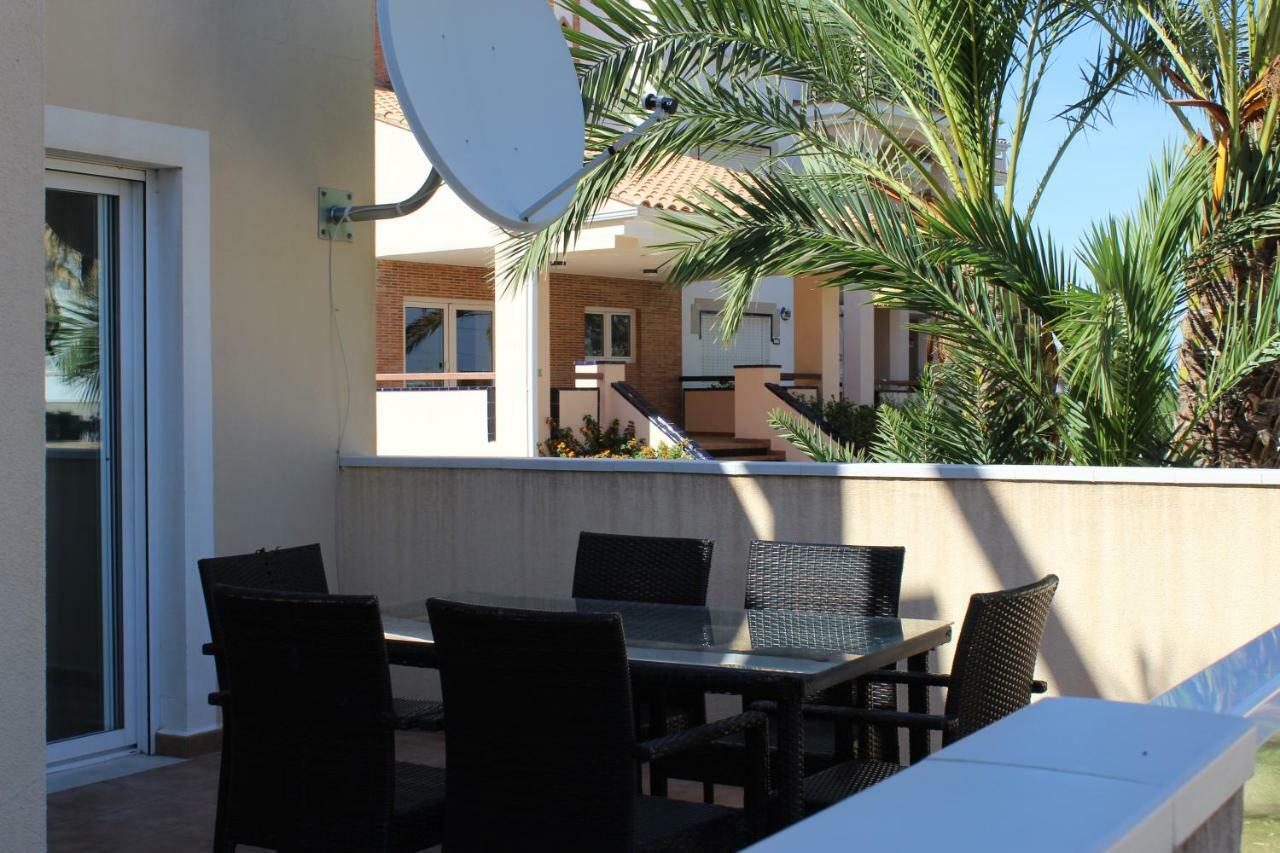 Apartamentos Carlton Vyb Denia Ngoại thất bức ảnh